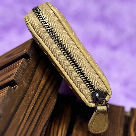 BOTTEGA VENETA Woven Zip Around Long Wallet - Picture 2 of 13